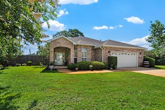 2092 Pritchard Point Dr, Navarre, FL 32566