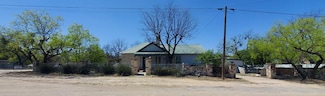 910 Gay St, Menard, TX 76859