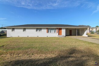 105 Maxwell Dr, Warner Robins, GA 31088