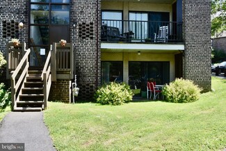 1A Fairway Rd, Reading, PA 19607