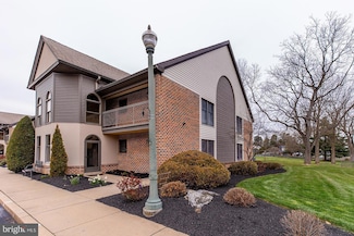 24 Amberly Way, Lititz, PA 17543