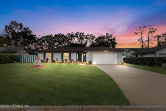 613 John Hancock St, Orange Park, FL 32073
