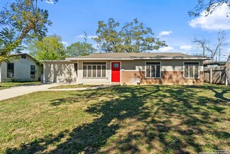 359 Tomrob Dr, San Antonio, TX 78220