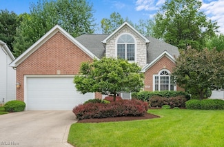 4819 Trails End Ct, Westlake, OH 44145