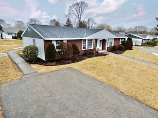 227 Colonel Bell Dr Unit 227, Brockton, MA 02301