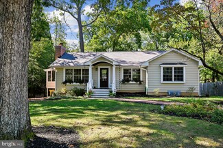 1009 Pinecrest Dr, Annapolis, MD 21403