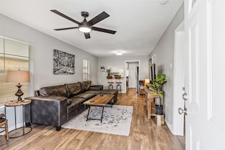 3318 Europa St, Houston, TX 77022