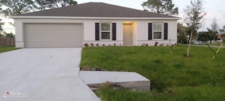 2102 SE Holland St (Den 4th Bd), Port Saint Lucie, FL 34952