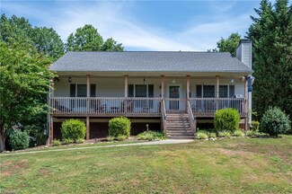 6843 Salem Quarter Rd, Belews Creek, NC 27009