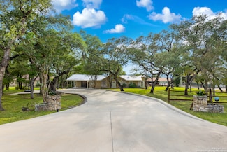611 Wild Turkey Run, Canyon Lake, TX 78132