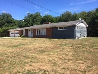 107 Davis Rd, Westport, MA 02790