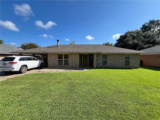 87 Ragan Dr, Alexandria, LA 71303