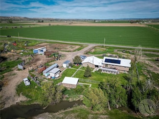 2606 N 17th Rd, Worden, MT 59088