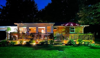 2434 S Burnett Rd, Springfield, OH 45505