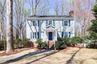 5216 Bridge Pointe Dr, Clemmons, NC 27012