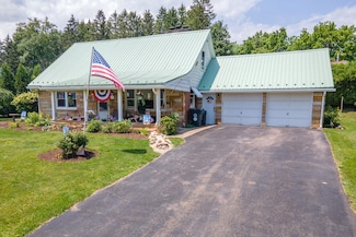 7035 Scenic Dr, Bloomsburg, PA 17815