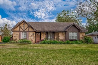 2319 Brookmere Dr, Houston, TX 77008