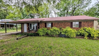 116 Combs St, Tuckerman, AR 72473