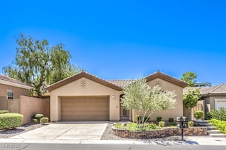 35 Glade Water Dr, Henderson, NV 89052