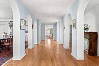 15 Lafayette Ct Unit 6A, Greenwich, CT 06830