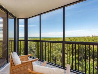 6075 Pelican Bay Blvd Unit 704, Naples, FL 34108