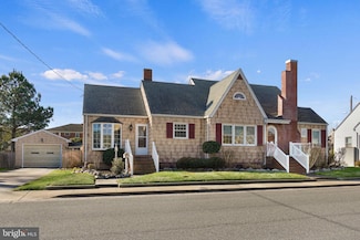 6160 Ocean Blvd, Chincoteague Island, VA 23336