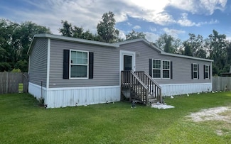 7117 County Road 136a, Live Oak, FL 32060