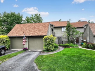 1024 Greystone Cir, Morgantown, WV 26508