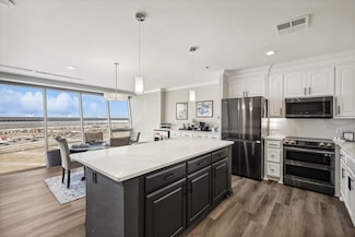 3575 Lone Star Cir Unit 711, Fort Worth, TX 76177