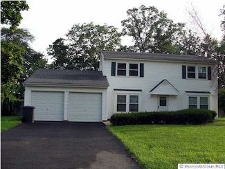 330 Barcelona Dr, Toms River, NJ 08753