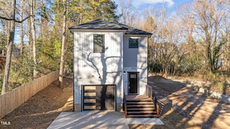 2513 Rochelle St, Durham, NC 27703