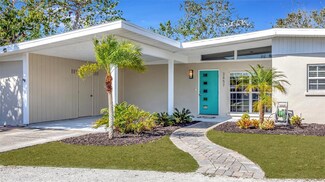 2857 Wood St, Sarasota, FL 34237