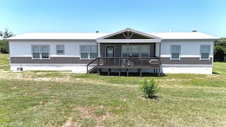 105 County Road 4025, Lott, TX 76656