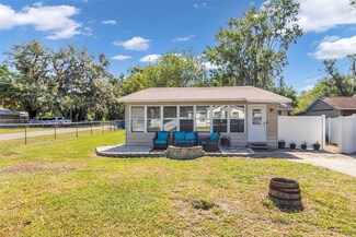19021 2nd St NE, Lutz, FL 33549