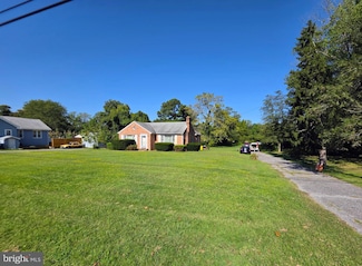 2726 Solomons Island Rd, Edgewater, MD 21037