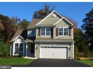 115 Fleetwood Ave, Mount Laurel, NJ 08054