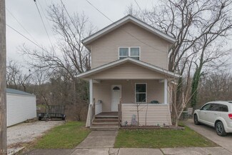 421 12th St NW, Massillon, OH 44647