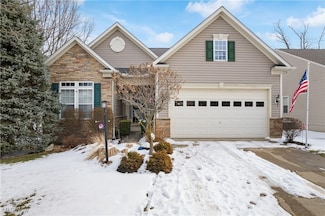 5075 Autumnwood Ln, Brunswick, OH 44212