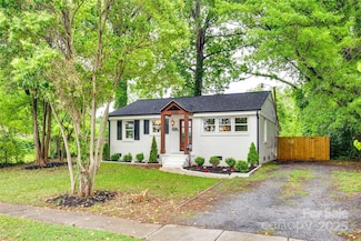 3120 Parkway Ave, Charlotte, NC 28208