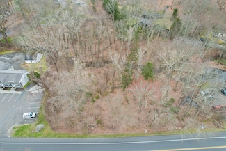 149 Mount Pleasant Rd, New Town, CT 06470