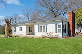 1803 Paradise Blvd, Rockford, IL 61103