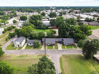 104 E 9th St, Mount Pleasant, TX 75455