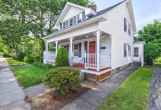 24 Tampa St, Worcester, MA 01604