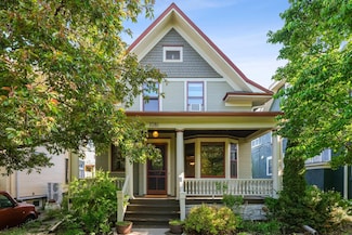 1081 Lincoln Ave, Saint Paul, MN 55105