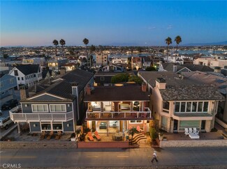 938 W Oceanfront, Newport Beach, CA 92661