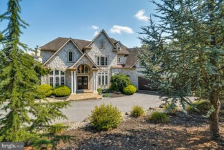 2715 Apple Valley Estates Dr, Orefield, PA 18069