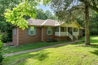 1912 Graceland Dr, Goodlettsville, TN 37072