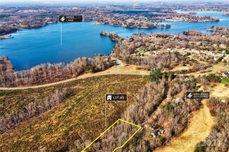 116 Cypress Point Dr, Kings Mountain, NC 28086