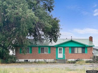 180 Kinnear Unit Hwy 26, Riverton, WY 82501