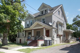 612 Douglas Ave, Kalamazoo, MI 49007